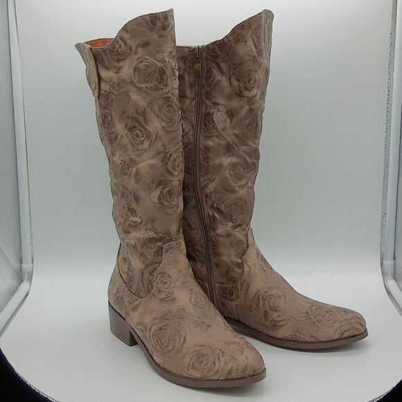 Avanti high Boots size 7 Below the Knee Embossed Taupe Balky Cement color - Picture 1 of 10